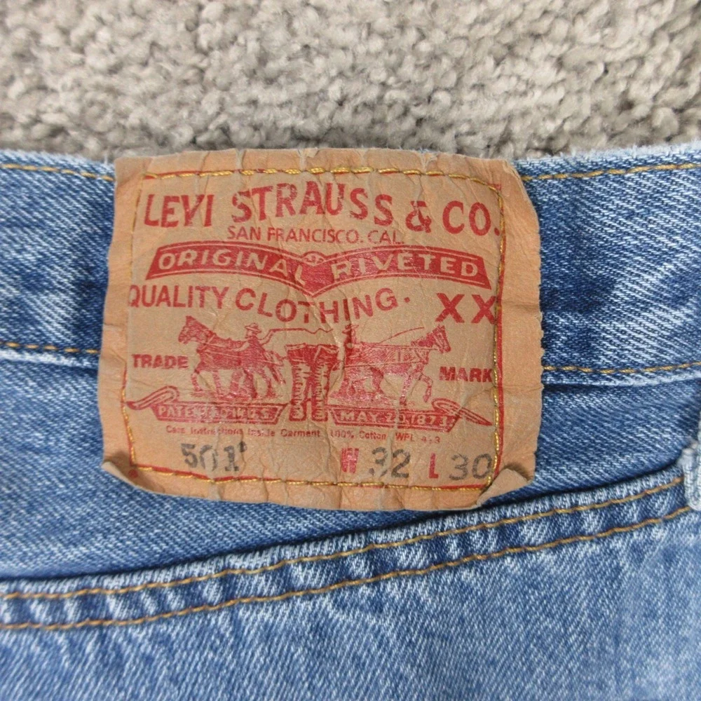 Vintage Levis Jeans Mens 32x30 Blue 501 Button Fly‎ Original Denim Pants Y2K